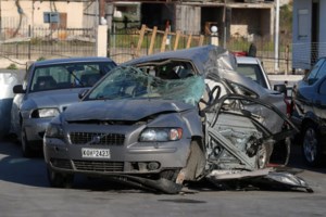 Επίθεση αντιεξουσιαστών με μπογιές στο σπίτι του βουλευτή της ΝΔ Στράτου Σιμόπουλου
