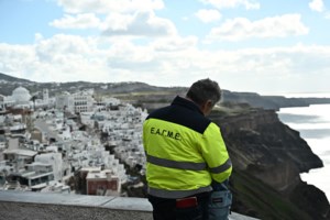 Σεισμοί στις Κυκλάδες: Κλειστά σχολεία για μια εβδομάδα σε Σαντορίνη, Αμοργό, Ίο και Ανάφη - Τι πρέπει να κάνουν οι κάτοικοι - εικόνα 3