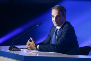 ΣΥΡΙΖΑ για Μητσοτάκη: Απομονωμένος και χωρίς απαντήσεις - Η τελευταία φορά που τον είδαμε πρωθυπουργό στη ΔΕΘ - εικόνα 2