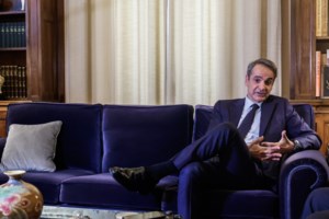 ΣΥΡΙΖΑ: Για πολλοστή Κυριακή, ο κ. Μητσοτάκης επιχειρεί να παρουσιάσει τις αποτυχίες της κυβέρνησης του ως επιτυχίες