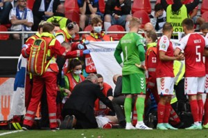 "Alive and Kicking": Η μοναδική μη κερδοσκοπική οργάνωση που κατασκευάζει μπάλες παγκοσμίως