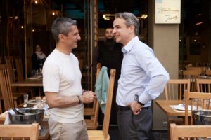 Μητσοτάκης στο TikTok: Το "3 στα 3" στις προβλέψεις του και το πρόβλημα της οπαδικής βίας που "οδεύει προς το τέλος του" [Βίντεο]