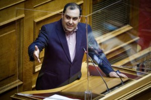 Μισή ομολογία Τσίπρα για τη βία και τις μολότοφ στα ΑΕΙ - Η κόντρα με Μητσοτάκη - εικόνα 2