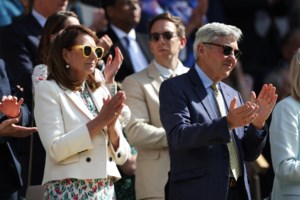 Δεύτερη δημόσια εμφάνιση για την Κέιτ Μίντλετον: Εντυπωσιακή και χαρούμενη στον τελικό του Wimbledon μαζί με την κόρη της Σάρλοτ - εικόνα 4