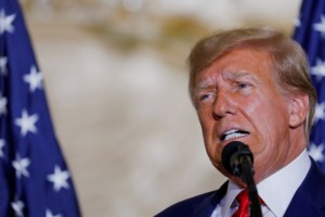 "Είμαι εδώ γιατί ο Τραμπ με βίασε": Η ανατριχιαστική περιγραφή της δημοσιογράφου και η διάψευση του μεγιστάνα