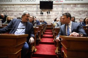 Ο Όθωνας Ηλιόπουλος εξηγεί την απουσία του από την ψηφοφορία για τα ομόφυλα ζευγάρια: "Απουσίαζα για προσωπικούς λόγους"