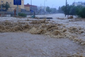 Κακοκαιρία Daniel: Εκκενώθηκαν το Γηροκομείο του Βόλου και το Κέντρο Υγείας Αργαλαστής