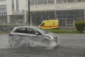 Κακοκαιρία Eva: Συνεχίζει την επέλαση στη χώρα - Σε ποιες περιοχές χτύπησε, πότε φτάνει στην Αττική - εικόνα 5