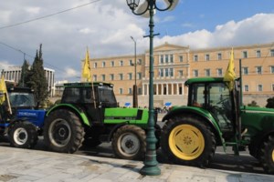 Βουλή: Ψηφίστηκε το νομοσχέδιο για τους δικηγόρους -Ενσωματώθηκαν οι τροπολογίες για φθηνή ενέργεια σε αγρότες και συνταγογράφηση