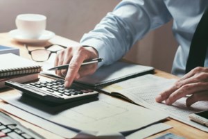 Τι αλλάζει στις ανώνυμες προπληρωμένες κάρτες - Μπαίνει πλαφόν στις συναλλαγές - εικόνα 2