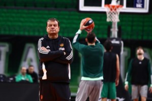 Ο Ναν ήταν όλος ο Παναθηναϊκός- "Καθάρισε" την Μπαρτσελόνα (90-89) με 29 πόντους για την επιστροφή στις νίκες