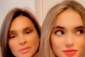 Ειρήνη Τσάκου: Η κούκλα κόρη της Σήλιας Κριθαριώτη με κόκκινο σούπερ μίνι στο Ντουμπάι - εικόνα 13