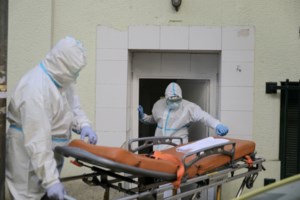 Παναγιωτόπουλος: Θα φοράμε μάσκες έως το 2022 - Ισως παραταθεί το lockdown στην Αττική - εικόνα 2