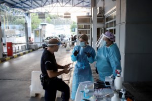 Σταθερά στα ύψη τα κρούσματα στην Αττική, αύξηση στη Θεσσαλονίκη - Η διασπορά σε όλη τη χώρα - εικόνα 2