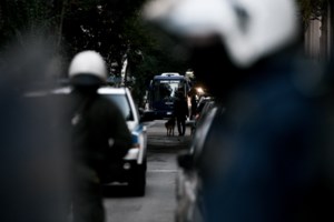 Καταγγελία ότι αναρχικοί στο Παγκράτι κάνουν ελέγχους και ζητούν ταυτότητες από πολίτες