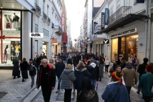 Ενισχυμένο "market pass 2" ή επιταγή ακρίβειας το Πάσχα: Τα δύο σενάρια για τις νέες παροχές της κυβέρνησης - εικόνα 2