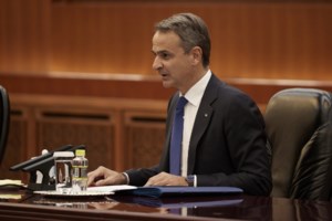 Ο Μητσοτάκης με τον πρόεδρο της Ευρωπαϊκής Τράπεζας Επενδύσεων - Έπεσαν οι υπογραφές για τους έξυπνους μετρητές ρεύματος - εικόνα 3