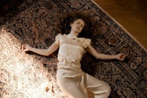 Άγριες Μέλισσες: Η Δρόσω και η Ασημίνα θα πάρουν τον Σέργιο από τους Σεβαστούς - εικόνα 2