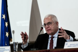 Πρετεντέρης: Είμαι σπίτι και όχι στο νοσοκομείο όπως διακινούν κάποιοι ανόητοι- Αντε μην πάρω ανάποδες