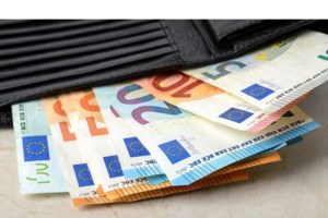 Χατζηδάκης: "Εγώ ο ίδιος είχα εγκαινιάσει το έργο της τηλεδιοίκησης, όταν επανήλθα είχε βανδαλιστεί" - εικόνα 3