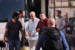 "Μας γ@@@@@ ο Κυρανάκης, δεν θα μπορούμε να πάρουμε πολλά λεφτά" - Κύκλωμα μίζας στο Κτηματολόγιο με Ουκρανή αρχηγό