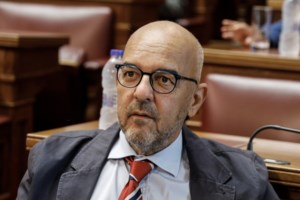 Αφροδίτη Μάνου και Καζάκος στηρίζουν τον Βλάχο: Θα τους περάσει - Η βία που έχει ασκήσει ο Γεωργιάδης είναι μεγαλύτερη