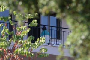 Κορονοϊός: Τέλος στα επισκεπτήρια έως 31 Αυγούστου σε γηροκομεία και κλειστά κέντρα φροντίδας