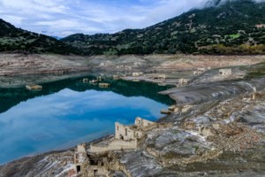 Λειψυδρία: Σε κατάσταση έκτακτης ανάγκης η Αττική και το Μεγανήσι Λευκάδας - Τι σημαίνει αυτό για το νερό στην Αθήνα - εικόνα 2