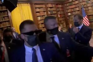 Πούτιν: Συμφωνήσαμε την επανάληψη των συνομιλιών για τον έλεγχο των όπλων - Επιστρέφουν οι πρεσβευτές των δυο χωρών