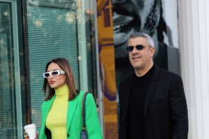 Ναυσικά Παναγιωτακοπούλου: Η εκκεντρική super model εμφάνιση στα μπουζούκια - Το γυμνό μπούστο και το σκίσμο [Εικόνες] - εικόνα 8