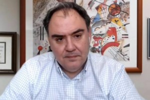 Βασιλακόπουλος: Με την ανοιχτή εστίαση θα μειωθεί ο κίνδυνος μετάδοσης - Πρέπει να προσέξουμε το Πάσχα