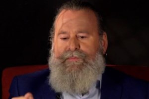 Άγριες Μέλισσες: "Θα κλάψετε πολύ στο τελευταίο επεισόδιο - Εγώ έκλαψα", προειδοποιεί ο Αιμίλιος Χειλάκης [Βίντεο] - εικόνα 2