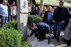 Ανδρουλάκης: Εχουν κουράσει τη χώρα τα πελατειακά δίκτυα, τα ευνοούμενα συμφέροντα και οι συνεχείς απευθείας αναθέσεις