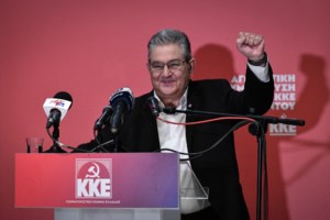 Κουτσούμπας από το Σύνταγμα: Αυτοί θα κάνουν τη δουλειά τους, θα σχηματίσουν κυβέρνηση. Κι εμείς τη δική μας