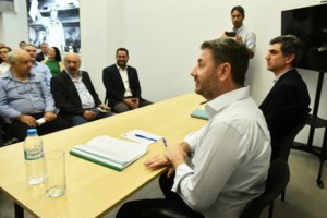 Εμφύλιος στο ΠΑΣΟΚ: Για τυχοδιωκτισμό μίλησε ο Ανδρουλάκης- Του απάντησαν με... Κιμ Γιονγκ Ουν, αναφορά για "πολιτικό νάνο" - εικόνα 4