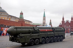 Πόλεμος στην Ουκρανία: Ισχυρές εκρήξεις και μαύροι καπνοί στη Λβιβ - Πέντε τραυματίες [βίντεο] - εικόνα 2