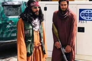 Φρίκη δίχως τέλος στο Αφγανιστάν: Αφγανοί ποδοπατούνται μέχρι θανάτου στο αεροδρόμιο της Καμπούλ [Βίντεο] - εικόνα 2