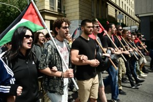 Πρωτομαγιά-απεργία: Χωρίς μέσα μεταφοράς η Αθήνα από τις 9 το βράδυ - Αποσύρθηκαν λεωφορεία και τρόλεϊ