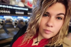 Οι ζωγραφιές - κραυγή της Τζωρτζίνας: Πώς αποτυπώνει τη μητέρα της Ρούλα Πισπιρίγκου [εικόνες - βίντεο] - εικόνα 5