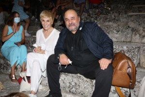 Χρύσα Ρώπα: "Δεν θέλω να αναφέρεται το όνομα του Λάλα στις συνεντεύξεις μου - Εγώ το ζητάω" [βίντεο]