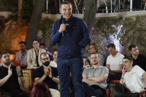 Το μήνυμα της Μεσσαροπούλου για τον Γιώργο Μυλωνάκη -"Εύχομαι όλα να γίνουν όπως πρέπει"