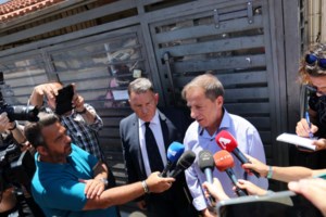 Σωκράτης Μάλαμας: "Κράξιμο" στα social media επειδή ζήτησε να κατέβει το πανό για Λιγνάδη - Η απάντησή του