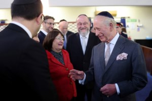 Βρετανία: Ο βασιλιάς Κάρολος εγκαινιάζει το πρώτο μνημείο προς τιμήν των ΛΟΑΤΚΙ+ στρατιωτικών - εικόνα 4