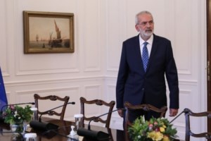 Ιωάννης Σαρμάς: Σύσκεψη στο Μέγαρο Μαξίμου για την αστυνόμευση
