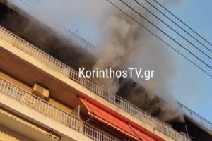 Φωτιά σε σπίτι στη Λούτσα: Επί τόπου 12 πυροσβέστες με τέσσερα οχήματα