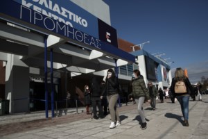 Καπραβέλος: Πάμε για "μαύρα" Χριστούγεννα με εκατόμβη νεκρών - Θα έπρεπε να έχουν ήδη κλείσει τα σχολεία - εικόνα 2