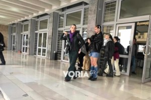 Θεσσαλονίκη: Καταδικάστηκε 30χρονος που επιτέθηκε σε αστυνομικό επειδή του έκοψε κλήση - "Παραφέρθηκα, δεν είχα πιει καφέ"