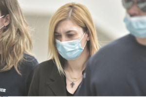 Δίκη Πισπιρίγκου: Εξαλλος ο Κούγιας με την Τατιάνα Στεφανίδου και δημοσιογράφο της: "Γελοίο πρόσωπο που λέει ψέμματα"