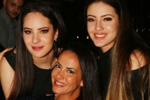 Δανάη Λιβιεράτου: Το παθιασμένο φιλί με τον σύντροφό της, με φόντο το Παρίσι [Εικόνες] - εικόνα 4