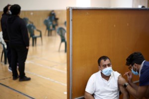 "Καμπανάκι" από ΠΟΥ: "Η μετάλλαξη Όμικρον εξαπλώνεται και παραμένει ένας επικίνδυνος ιός" - εικόνα 3